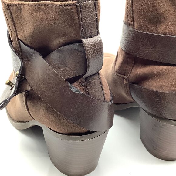 Old Navy Brown Suede Ankle Boots - Picture 8 of 8